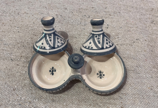 spices tagine pot