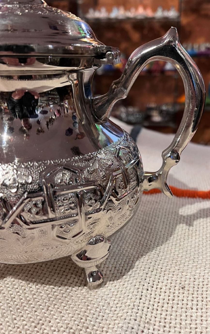 Moroccan silver teapot - Le Marrakech Store