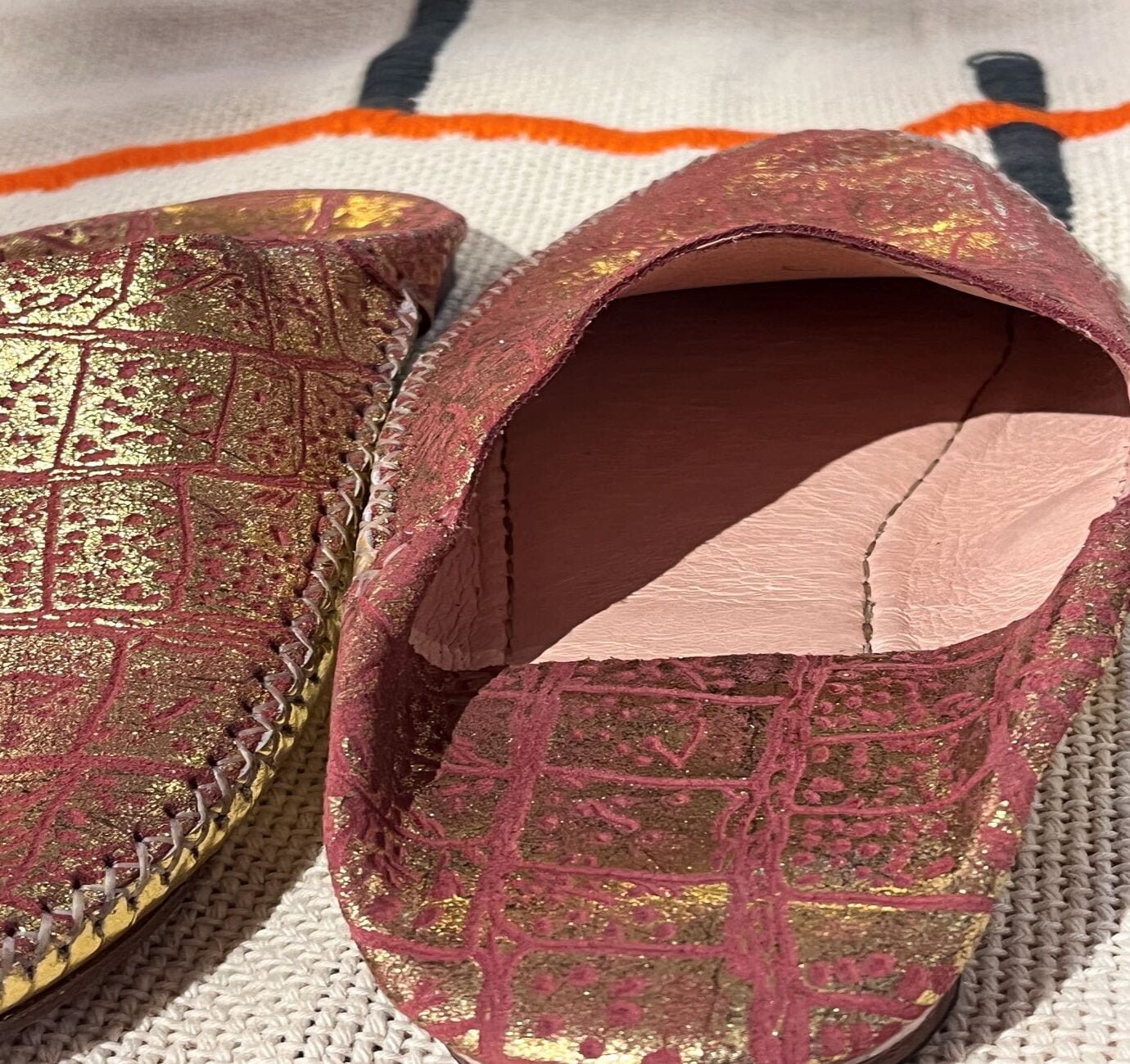 red rose wedding slippers Moroccan2 babouches mariage