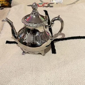 theiere marocaine traditionnelle