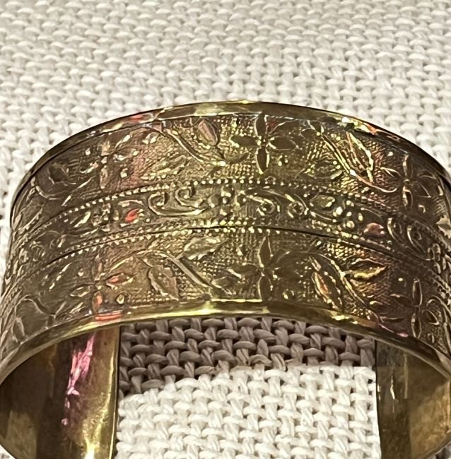 women brass cuff1 bracelet en cuivre