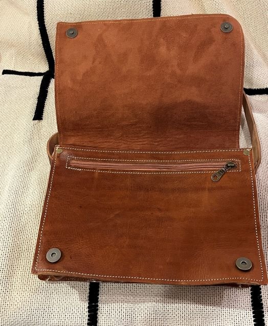 leather tan shoulder bag