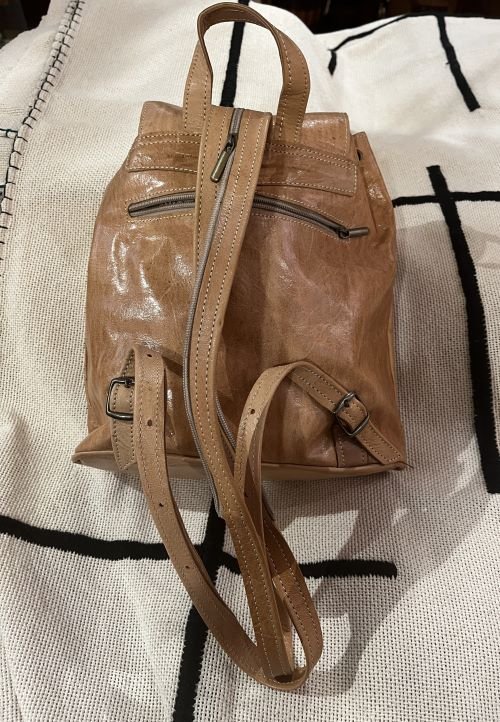 sac en cuir naturel pour le dos