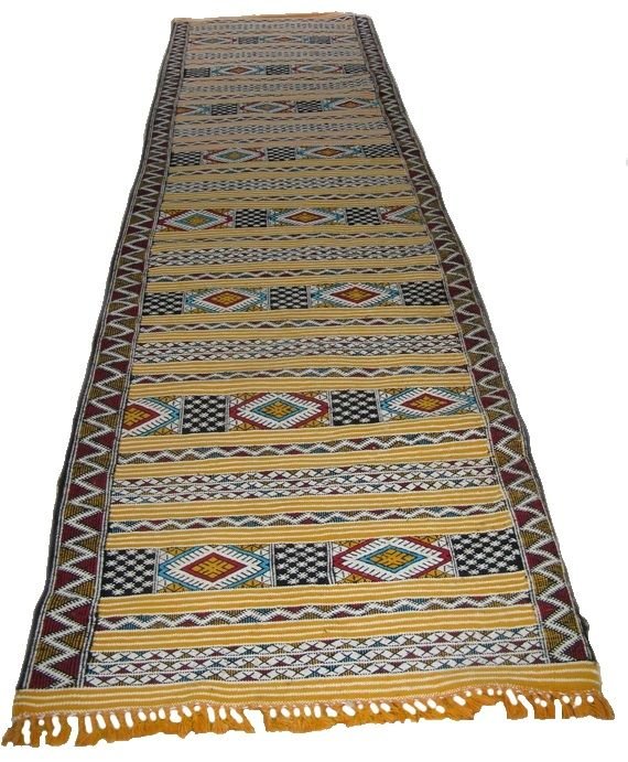 Moroccan runner rug by Moroccan artisans