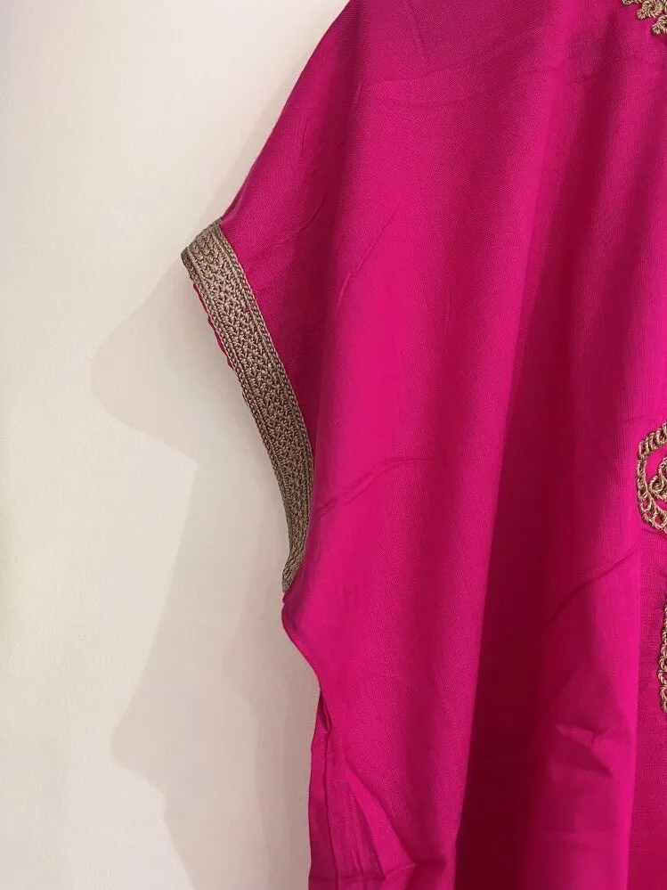 pink hamsa hand design dress3 khamsa broderies sur caftan