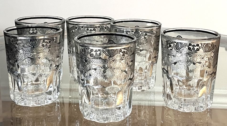 tea glasses silver