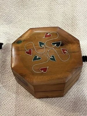 Moroccan thuya box Moroccan thuya box