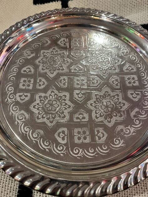 silver metal plate