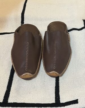 babouches marocaines brunes
