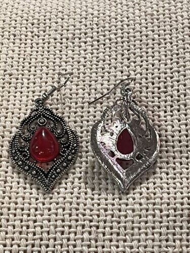 boucles d oreilles rouges montreal