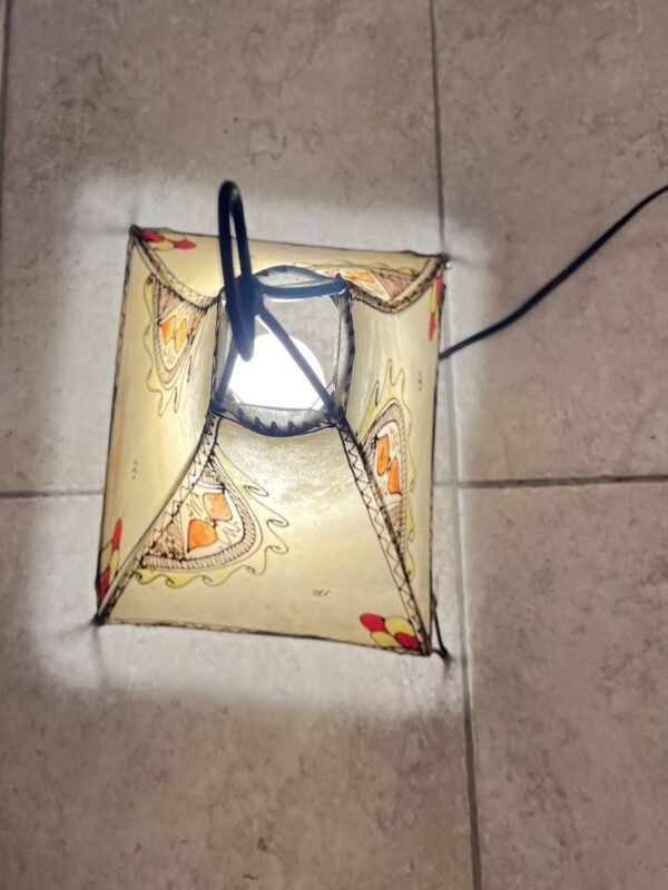 lampe marocaine en cuir naturel