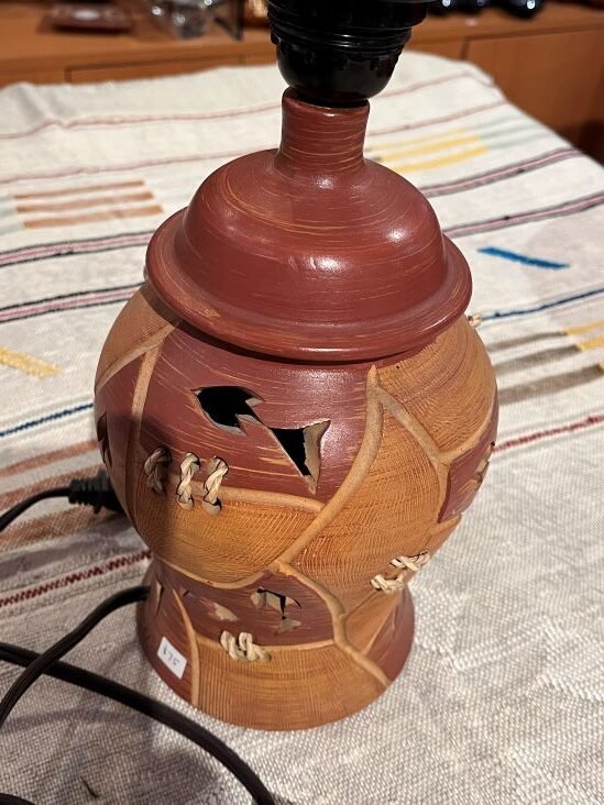 lampe marocaine en terre cuite peinte