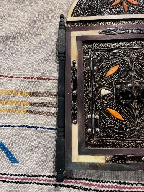 miroir en os et cuivre