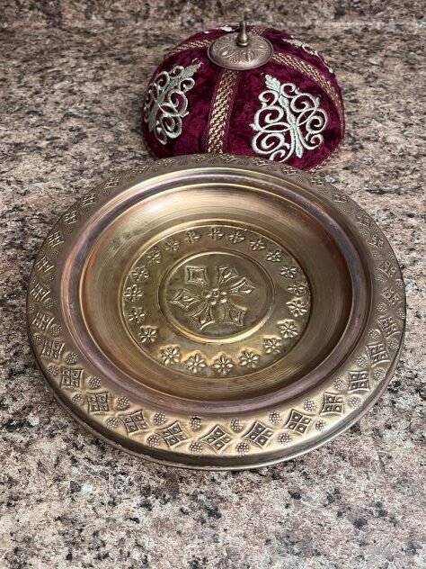 brass plate with lid