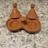 vue de tagine marocain double pour sel et poivre avec couvercles ouvers