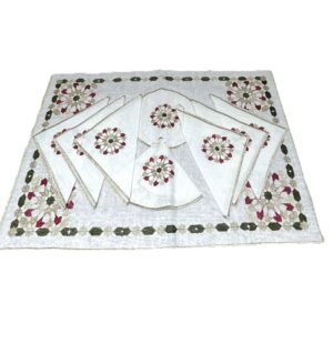 Tray-Set- Embroidered-covers-napkins accessoires pour the marocain, housse pour plateau et main theiere et napperons