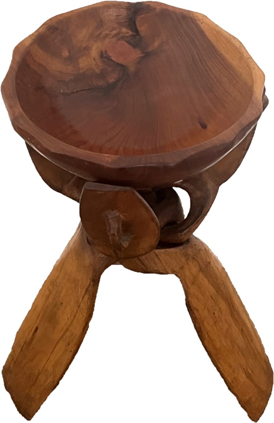 detail du bol sur pieds en thuya pour vide poche or pour plante