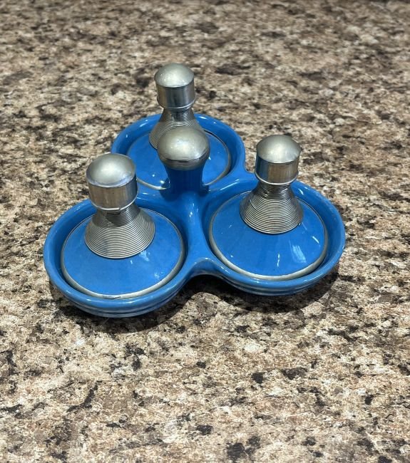 Vue avant du mini tagine triple en ceramique turquoise pour epices