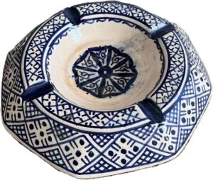 Cendrier-cigares-ceramique Artistic Floral Ceramic Cigar Ashtray – Handmade 12-Inch