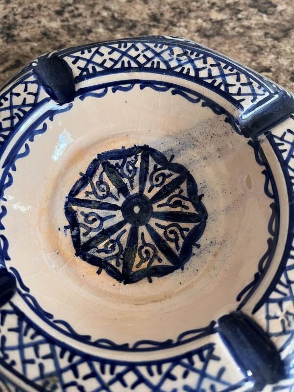 he colorful ceramic glaze enhances its durability while making it a standout accent for patios, lounges, balconies, or indoor smoking areas.