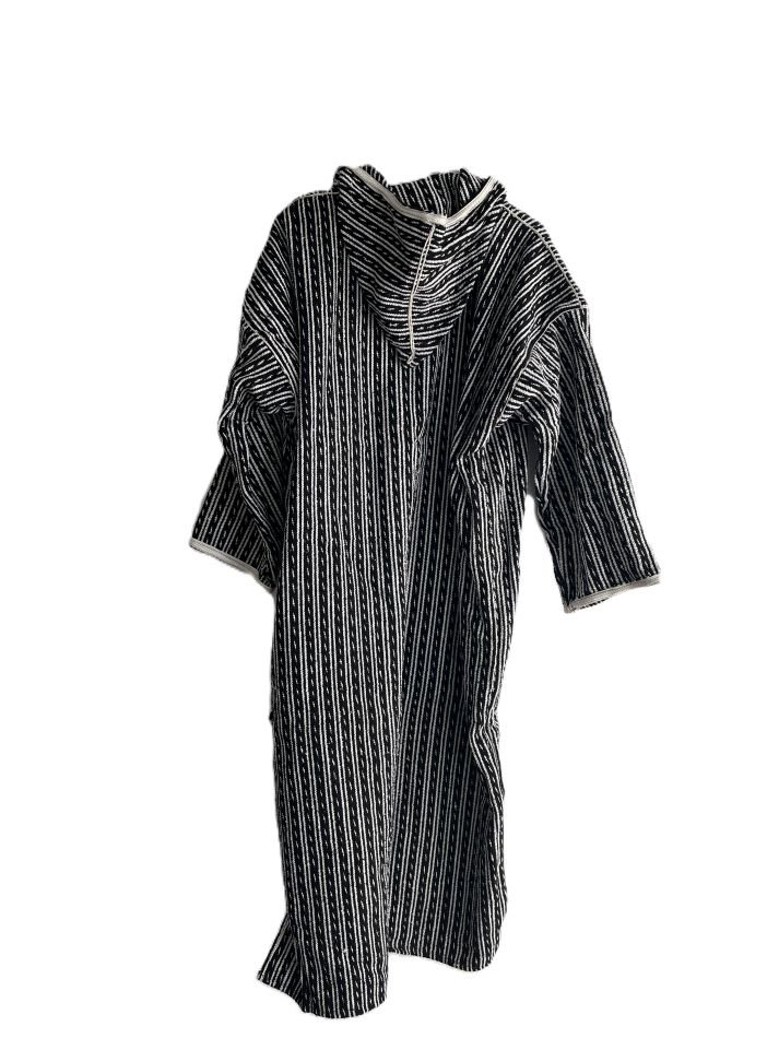 djellaba pour vous garder bien au chaud durant les froides journées d'hiver.