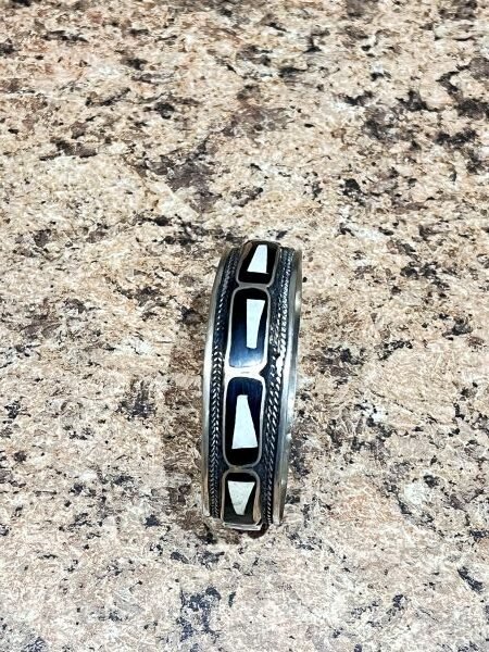 Vintage-Berber-Bracelet-detail bracelet berbere