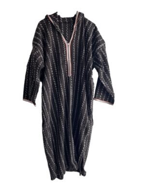 moroccan-wool-djellaba-hooded-winter Restez bien au chaud avec ce djellaba en laine