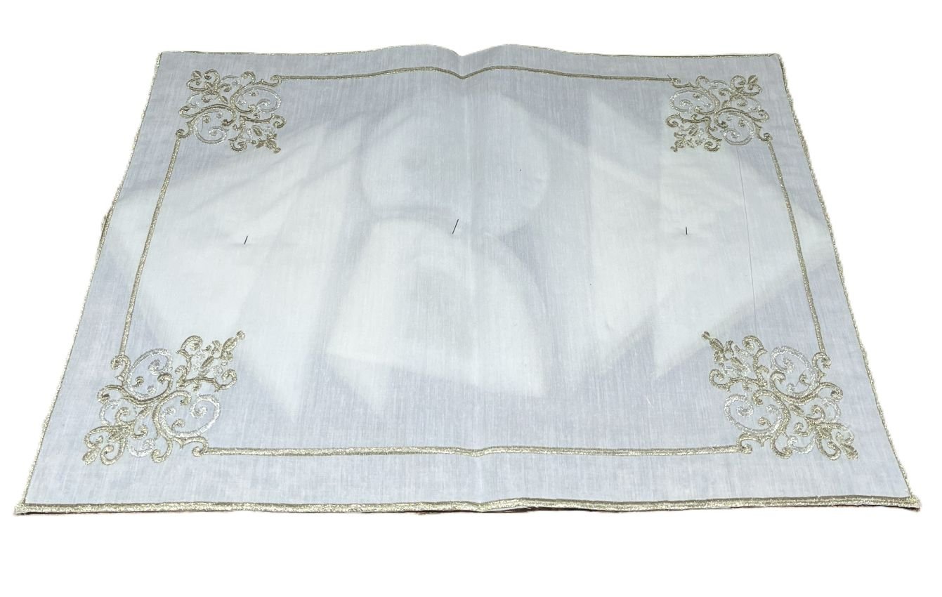 back of the small tablecloth