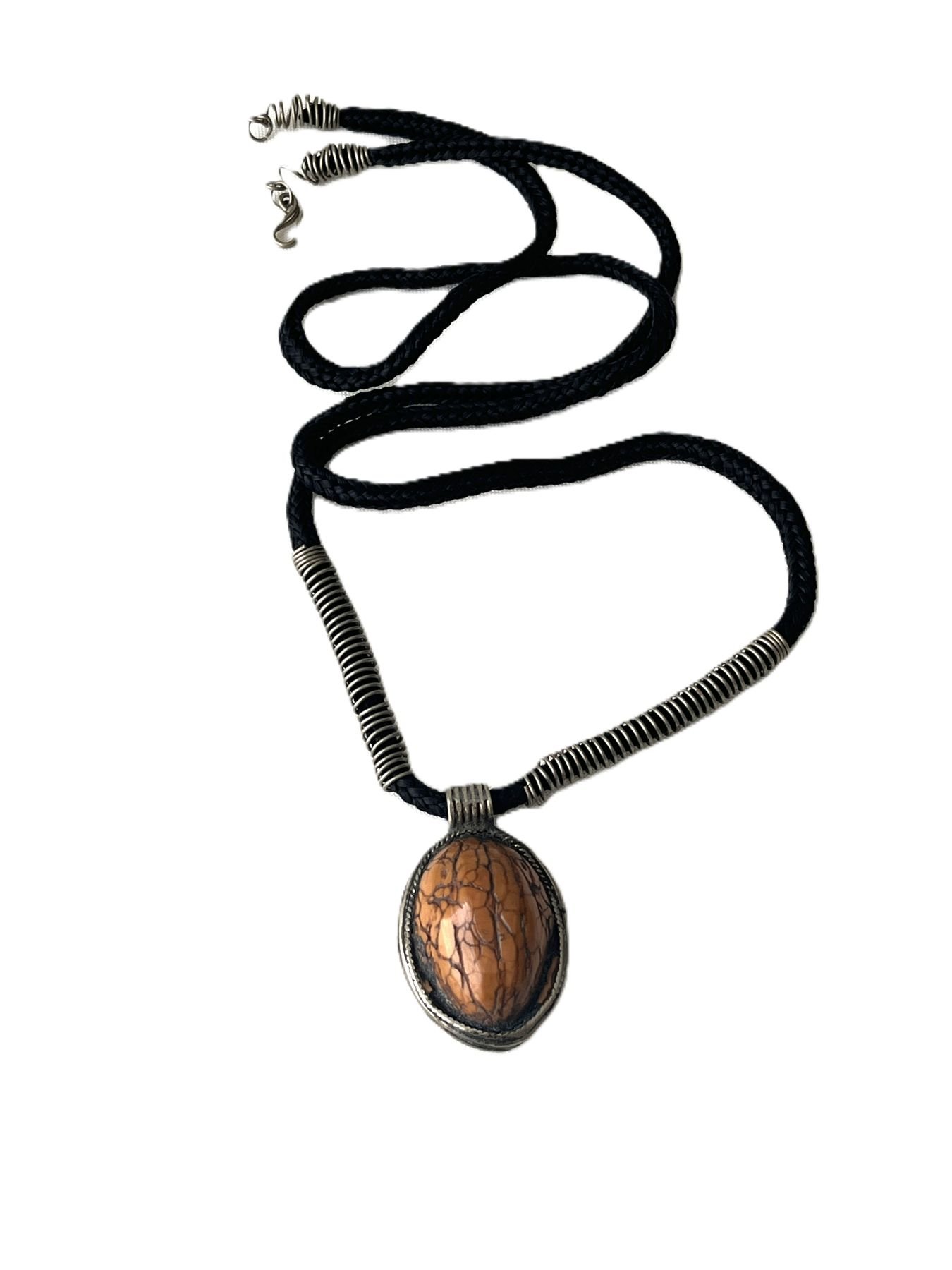 eye-pendant-necklace1 collier pendentif œil de tigre