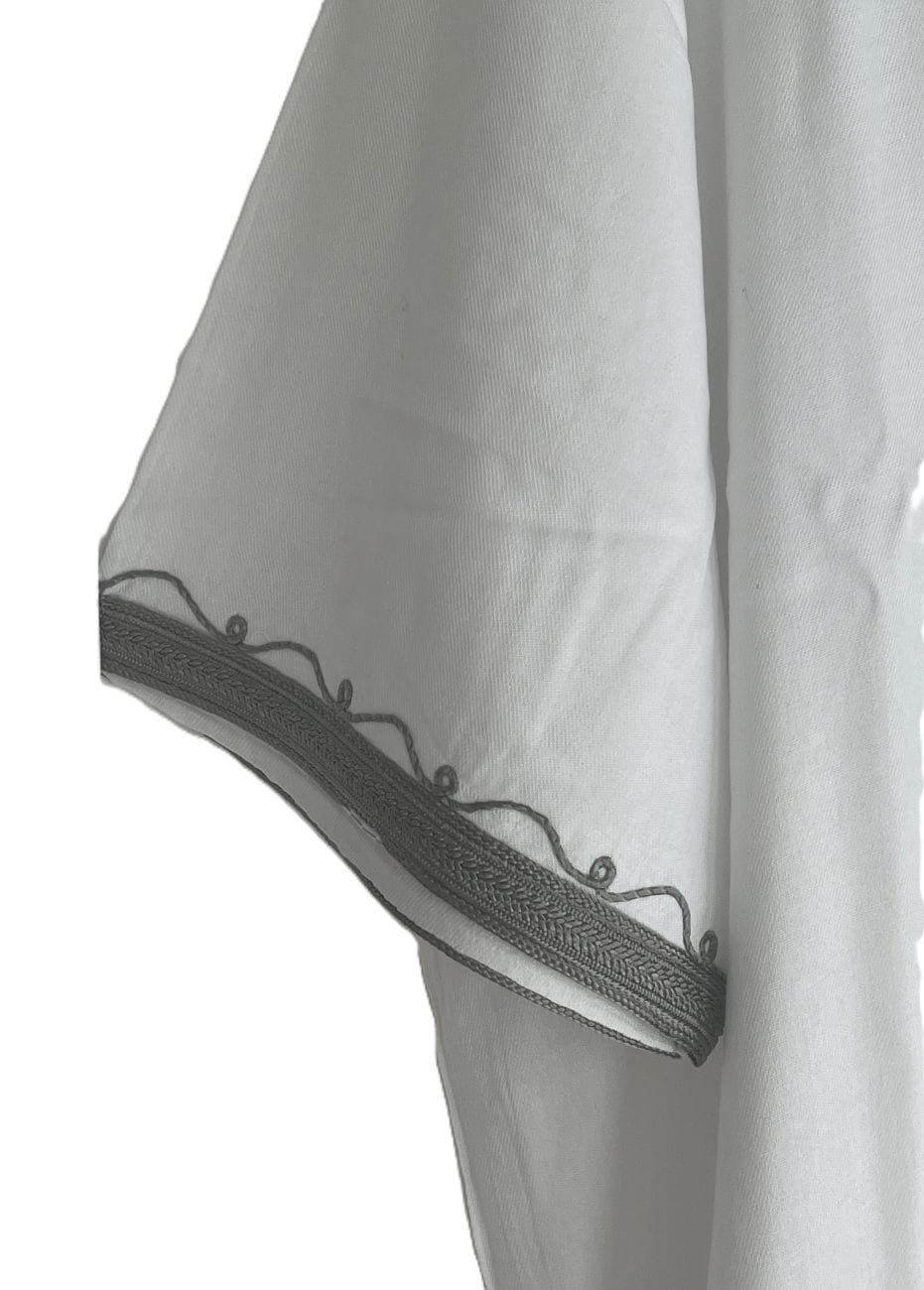 Kaftan-Outfit-sleeves broderies top tunique marocaine