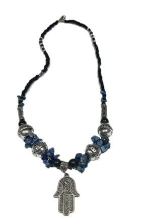 Ce collier khamsa convient à toutes les occasions.