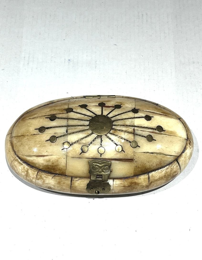Boîte a bijoux en os marocaine