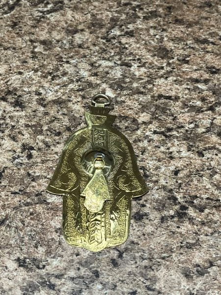 khamsa-main-fatma-detail hanging small hamsa