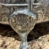 vintage-silver- teapot-legs pieds de theiere marocaine qui a de l age