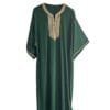 Élégant caftan d'inspiration marocaine orné de broderies raffinées