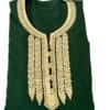 broderies délicates ornent de ce caftan pour femmes