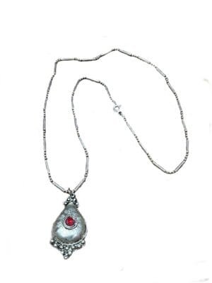 silver-pendant-necklace collier pendentif en argent
