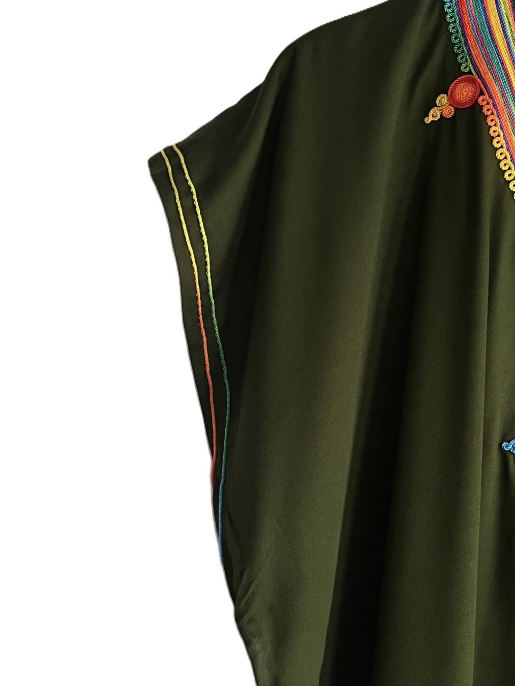 vetement caftan maroc en vert