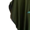 larges courtes manches de ce gandoura de couleur vert olive